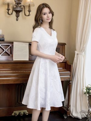 画像2: [送料無料][GINZA COUTURE]ホワイト・ブルー・イエロー・花柄・ジャガード・切り替え・Aライン・半袖・ミディアムドレス・ワンピース[即日発送][大きいサイズあり]