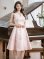 画像2: [送料無料][GINZA COUTURE]ピンク×ゴールド・ブルー・ピンク×シルバー・ホワイト・フラワープリント・金糸・Aライン・ミディアムドレス・ワンピース[即日発送][大きいサイズあり] (2)