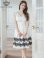 画像1: [送料無料][GINZA COUTURE]ホワイト・ノースリーブ・Vネック・タック・サテン・裾レース・Aライン・ミディアムドレス・ワンピース[即日発送][大きいサイズあり] (1)