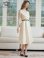 画像2: [送料無料][GINZA COUTURE]アイボリー・Vネック・フラワーモチーフ・ベルト付き・シンプル・上品・Aライン・ミディアムドレス・ワンピース[即日発送][大きいサイズあり] (2)