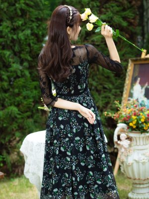 画像3: [送料無料][GINZA COUTURE]ブラック×グリーン・花柄・Aライン・七分袖・ミディアムドレス[即日発送][大きいサイズあり]