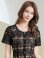 画像4: [送料無料][GINZA COUTURE]ブラック・総レース・ビジューボタン・半袖・フェイクポケット・Aライン・ミディアムドレス・ワンピース[即日発送][大きいサイズあり] (4)
