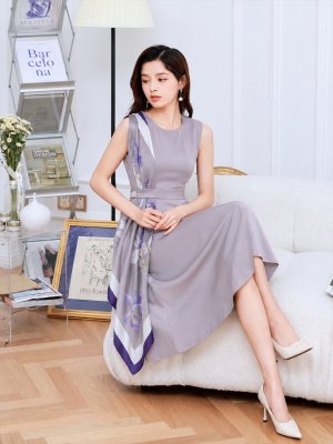 画像6: [送料無料][GINZA COUTURE]パープル・ネイビー・ベージュ・ホワイト・ブラック・レッド・スカーフ・ビジューボタン・ノースリーブ・Aライン・ワンカラー・ミディアムドレス・ワンピース[即日発送][大きいサイズあり]