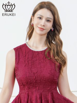 画像4: [送料無料][ERUKEI]ワインレッド・ホワイト・イエロー・ワンカラー・シャイニーサテン・シワ加工・ネックビジュー・シンプル・ノースリーブ・フレア・Aライン・ミニドレス・ワンピース[即日発送][大きいサイズあり]