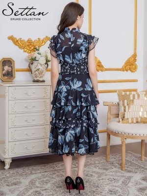 画像3: [送料無料][SETTAN]ブラック×ブルー・ホワイト×ブルー・花柄・プリント・シフォン・プチハイネック・フリルスリーブ・ティアード・Aライン・ミディアムドレス・ワンピース[即日発送][大きいサイズあり]