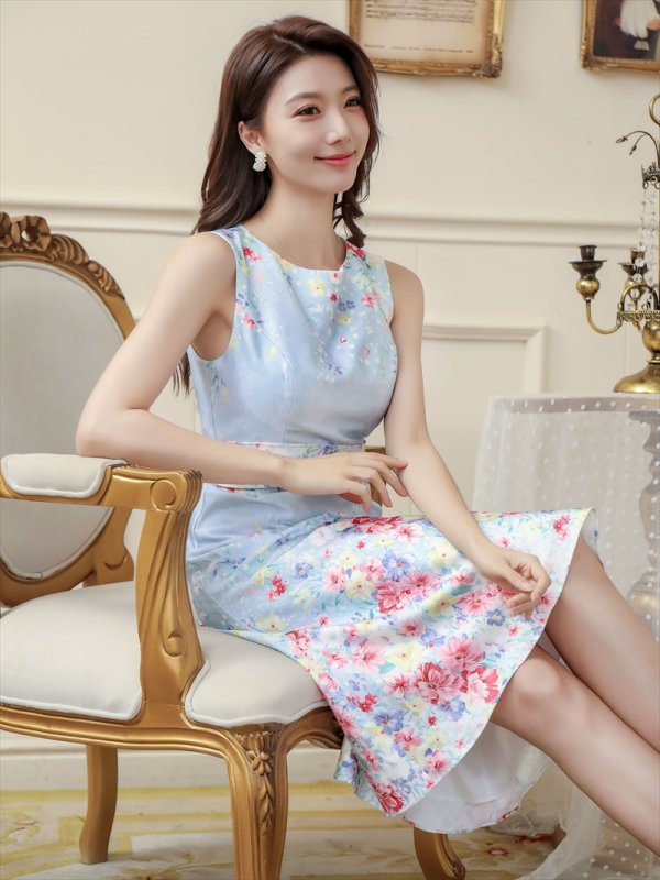 画像4: [送料無料][GINZA COUTURE]ライトブルー・花柄・プリント・リボン・Aライン・フレア・膝丈・ミニドレス・ワンピース[即日発送][大きいサイズあり] (4)