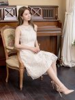 画像11: [送料無料][GINZA COUTURE]ピンク・ホワイト・ベージュ・ブラック・総レース・パイピング・ラインデザイン・Aライン・ノースリーブ・ミディアムドレス・ワンピース[即日発送][大きいサイズあり] (11)