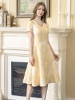 画像2: [送料無料][GINZA COUTURE]イエロー・ホワイト・ブルー・花柄・ジャガード・切り替え・Aライン・半袖・ミディアムドレス・ワンピース[即日発送][大きいサイズあり] (2)