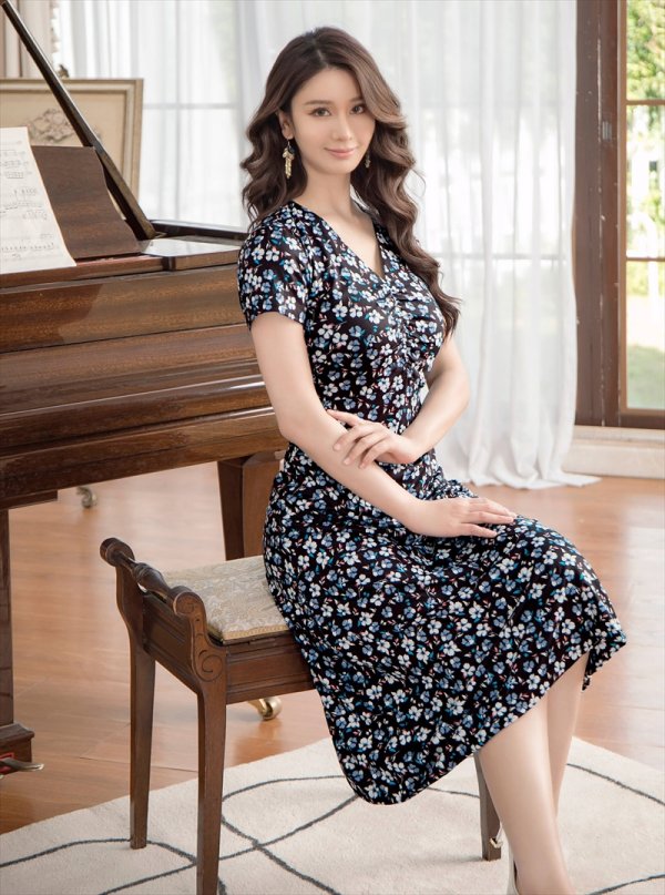 画像12: [送料無料][GINZA COUTURE]ホワイト×ブルー・ブラック×ブルー・半袖・プリント・Aライン・ミディアムドレス・ワンピース[即日発送][大きいサイズあり] (12)