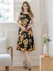 画像5: [送料無料][GINZA COUTURE]ブラック×イエロー・プリント・花柄・ひまわり・ノースリーブ・Aライン・ミディアムドレス・ワンピース[即日発送][大きいサイズあり] (5)