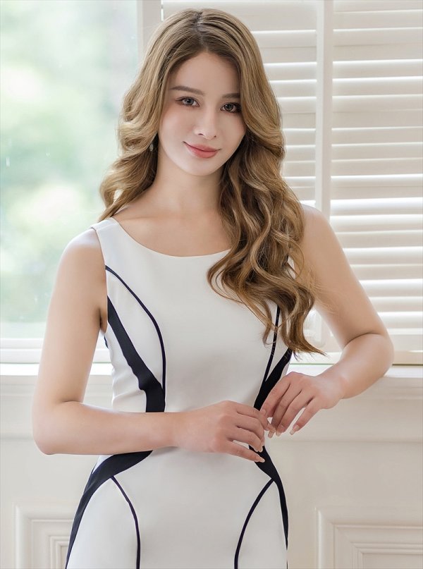 画像4: [送料無料][GINZA COUTURE]ホワイト×ブラック・シンプル・バイカラー・ノースリーブ・タイト・ミディアムドレス・ワンピース[即日発送][大きいサイズあり] (4)