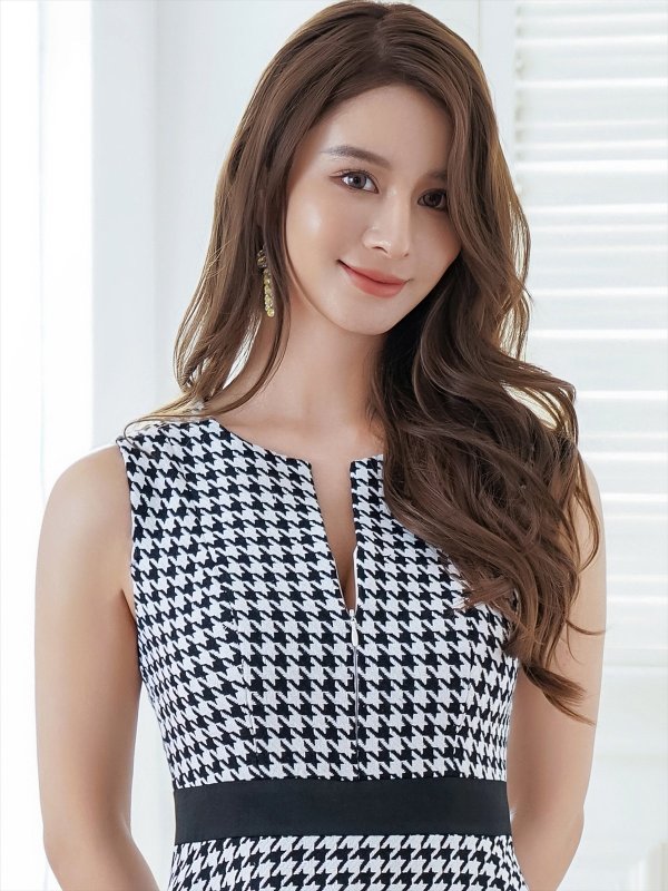 画像4: [送料無料][GINZA COUTURE]ホワイト×ブラック・千鳥格子・チェック・ツイード・ノースリーブ・Aライン・ミディアムドレス・ワンピース[即日発送][大きいサイズあり] (4)