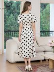 画像3: [送料無料][GINZA COUTURE]アイボリー×ブラック・ブラック×アイボリー・パフスリーブ・半袖・サテンジャガード・ドット・リボン・Aライン・ミディアムドレス・ワンピース[即日発送][大きいサイズあり] (3)