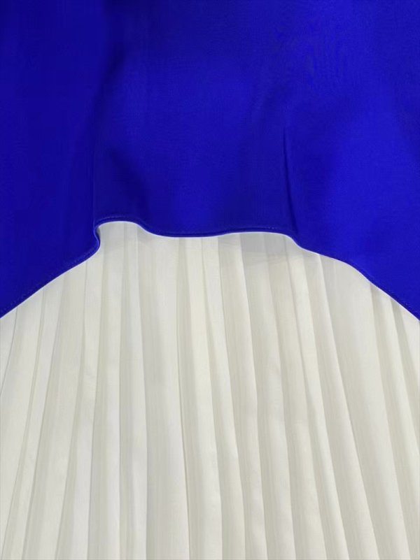 画像7: [送料無料][GINZA COUTURE]ブラック×ホワイト・ロイヤルブルー×ホワイト・バイカラー・ノースリーブ・Vネック・レイヤード・プリーツ・ベルト付き・Aライン・ミディアムドレス・ワンピース[即日発送][大きいサイズあり] (7)