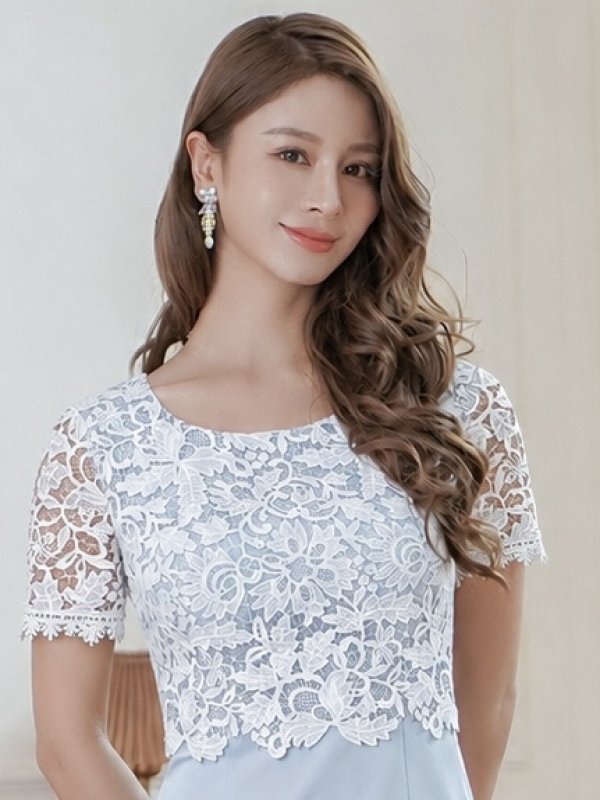 画像4: [送料無料][GINZA COUTURE]ブルー×ホワイト・半袖・レース・タイト・ミニドレス・ワンピース[即日発送][大きいサイズあり] (4)