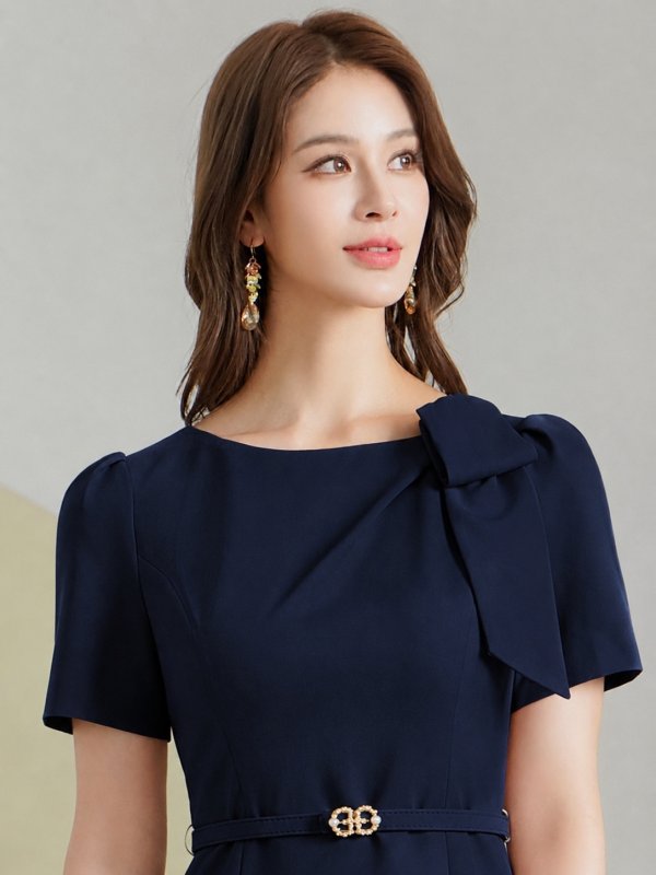 画像4: [送料無料][GINZA COUTURE]ネイビー・ベージュ・ワンカラー・シンプル・半袖・ベルト付き・タイト・膝丈・ミディアムドレス・ワンピース[即日発送][大きいサイズあり] (4)
