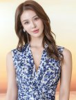 画像4: [送料無料][GINZA COUTURE]ホワイト×ブルー・プリント・柄物・ノースリーブ・カシュクール・Aライン・マキシ丈・ロングドレス[即日発送][大きいサイズあり] (4)