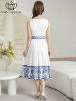 画像3: [送料無料][GINZA COUTURE]ホワイト×ブルー・プリント・切替・Aライン・ノースリーブ・ミディアムドレス・ワンピース[即日発送][大きいサイズあり] (3)