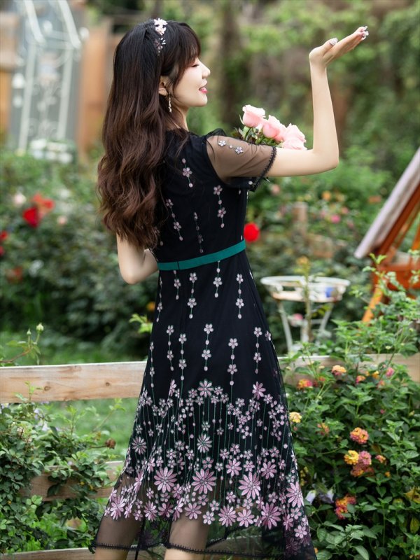 画像3: [送料無料][GINZA COUTURE]ブラック×ピンク チュール・花柄・半袖・刺繍・Aライン・ミディアムドレス・ワンピース[即日発送][大きいサイズあり] (3)