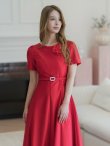 画像4: [送料無料][GINZA COUTURE]レッド・ピンク・ホワイト・半袖・シンプル・コサージュ・Ａライン・ミディアムドレス・ワンピース[即日発送][大きいサイズあり] (4)
