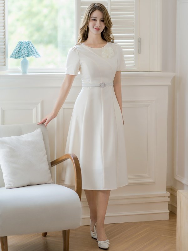 画像6: [送料無料][GINZA COUTURE]ホワイト・レッド・ピンク・半袖・シンプル・コサージュ・Ａライン・ミディアムドレス・ワンピース[即日発送][大きいサイズあり] (6)