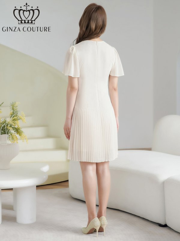 画像3: [送料無料][GINZA COUTURE]アイボリー・ブラック・ピンク・ワンカラー・フリルスリーブ・Vネック・フラワーコサージュ・ボタン・裾プリーツ・Aライン・ミニドレス・ワンピース[即日発送][大きいサイズあり] (3)