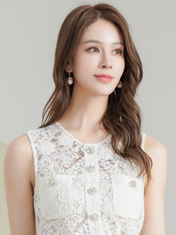 画像4: [送料無料][GINZA COUTURE]ホワイト・グリーン・総レース・ビジューボタン・フェイクポケット・インナーキャミソール付き・タイト・ノースリーブ・ミニドレス・ワンピース[即日発送][大きいサイズあり] (4)
