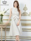 画像2: [送料無料][GINZA COUTURE]ホワイト・グリーン・ドット・金ボタン・ポケット・リボンベルト・ノースリーブ・Aライン・ミディアムドレス・ワンピース[即日発送][大きいサイズあり] (2)