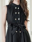 画像10: [送料無料][GINZA COUTURE]ワインレッド・ブラック・ブラウン・ピンク・ドット・ボタン・ノースリーブ・Aライン・ミディアムドレス・ワンピース[即日発送][大きいサイズあり] (10)