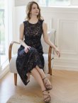画像6: [送料無料][GINZA COUTURE]ブラック・ホワイト・総レース・フラワーレース・ノースリーブ・Aライン・ミディアムドレス・ワンピース[即日発送][大きいサイズあり] (6)