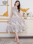 画像1: [送料無料][GINZA COUTURE]グレー・イエロー・プリント・サテン・ノースリーブ・切替・Aライン・ミディアムドレス・ワンピース[即日発送][大きいサイズあり] (1)