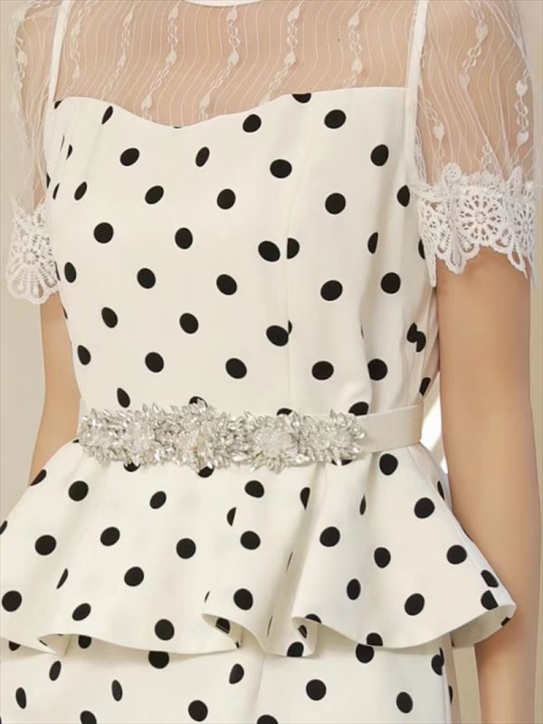 画像10: [送料無料][ERUKEI]ブラック・ホワイト・ドット・プリント・半袖・デコルテレース・ペプラム・ベルト付き・ミディアムドレス・ワンピース[即日発送][大きいサイズあり] (10)