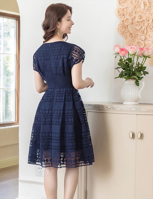 画像15: [送料無料][ERUKEI]ホワイト・ピンク・ネイビー・フレンチスリーブ・ケミカルレース・Ａライン・ミディアムドレス・ワンピース[即日発送][大きいサイズあり] (15)