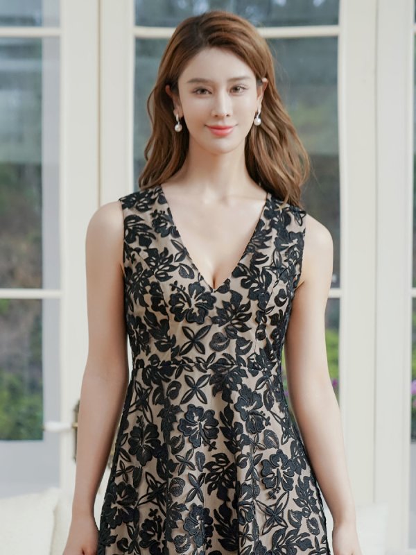 画像10: [送料無料][ERUKEI]ホワイト・ブラック・花柄・ハイビスカス・レース・刺繍・Vネック・ノースリーブ・テールカット・Aライン・ミディアムドレス・ワンピース[即日発送][大きいサイズあり] (10)