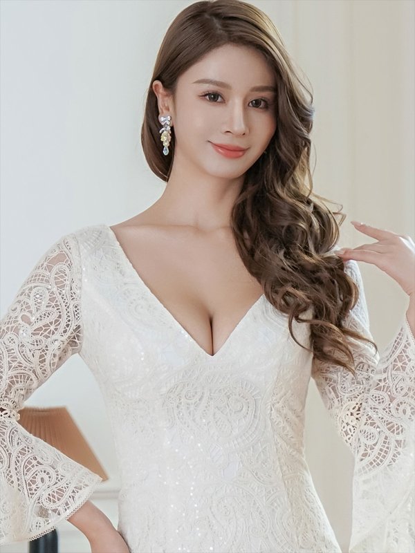 画像4: [送料無料][ERUKEI]ホワイト・総レース・スパンコール・タイト・Vネック・７分袖・フリルスリーブ・タイト・ミディアムドレス・ワンピース[即日発送][大きいサイズあり] (4)