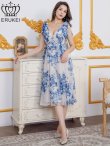 画像5: [送料無料][ERUKEI]ホワイト×ブルー・花柄・プリント・シフォン・Vネック・ノースリーブ・肩リボン・タック・フレア・Aライン・ミディアムドレス・ワンピース[即日発送][大きいサイズあり] (5)