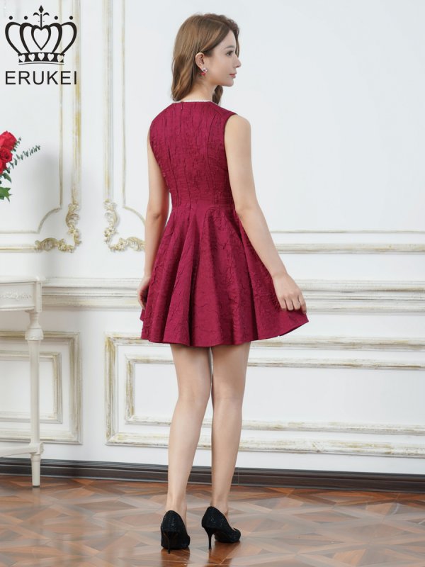 画像3: [送料無料][ERUKEI]ワインレッド・ホワイト・イエロー・ワンカラー・シャイニーサテン・シワ加工・ネックビジュー・シンプル・ノースリーブ・フレア・Aライン・ミニドレス・ワンピース[即日発送][大きいサイズあり] (3)