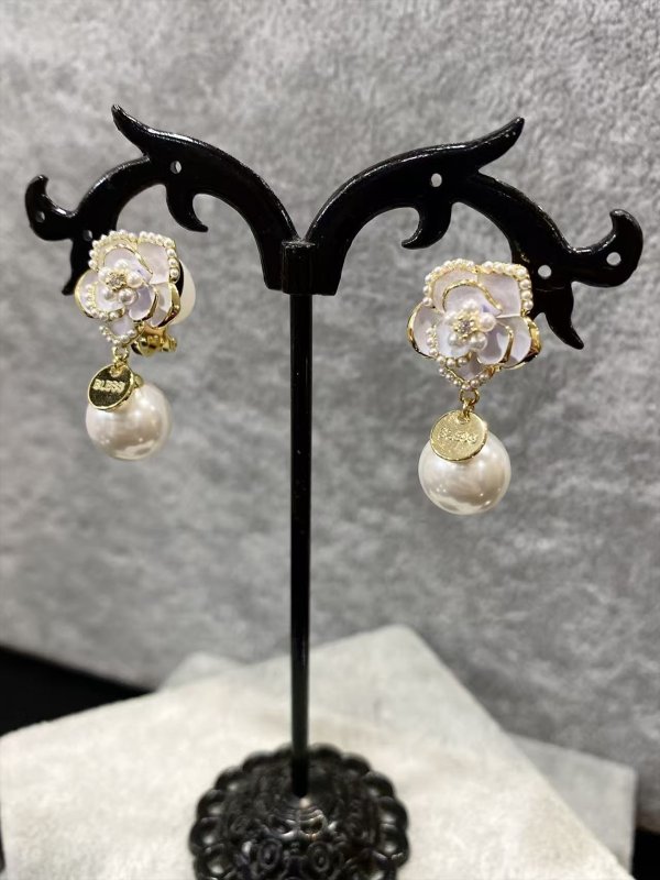 画像6: [ジュエリー][イヤリング]ゴールド×ブラック・ゴールド×ホワイト・フラワーモチーフ・ラインストーン・パール・イヤリング[即日発送] (6)