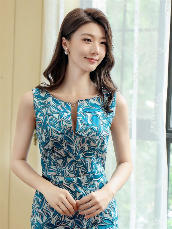 画像5: [送料無料][SETTAN]ブルー・イエロー・胸元スリットカット・ノースリーブ・タイト・ミディアムドレス・ワンピース[即日発送][大きいサイズあり] (5)