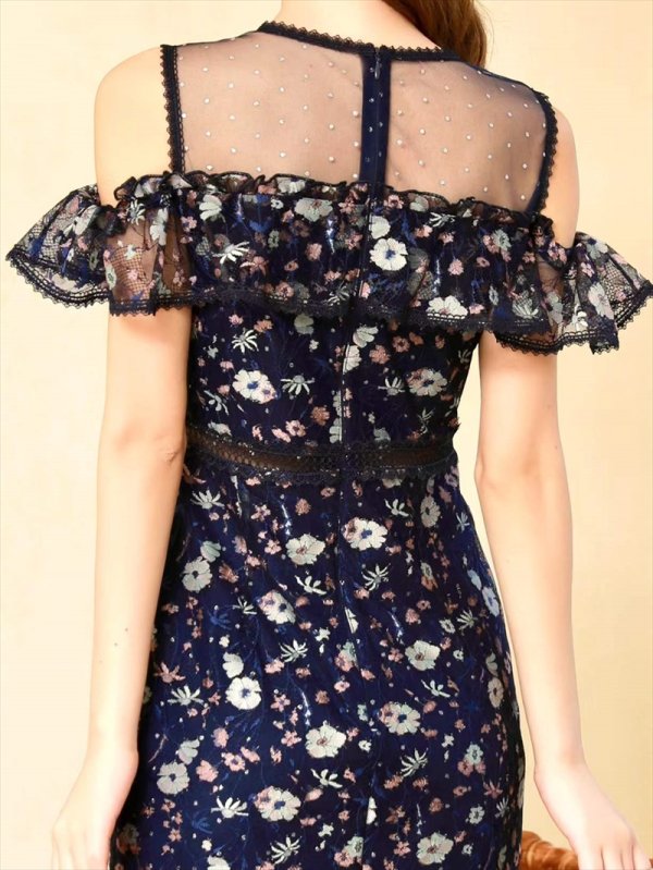 画像11: [送料無料][SETTAN]パープル・ネイビー・フラワー総レース・フロントフリル・デコルテシースルー・オープンショルダー・ミディアムドレス・ワンピース[即日発送][大きいサイズあり] (11)