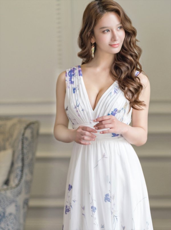 画像10: [送料無料][SETTAN]ブルー・パープル・ホワイト・ベージュシフォン・花柄・フラワープリント・Aライン・Vネック・ノースリーブ・ロングドレス[即日発送][大きいサイズあり] (10)