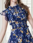 画像4: [送料無料][SETTAN]ネイビー×イエロー・ブラック×オレンジ・ブラック×レッド・ティアード・フリル・プチハイネック・ミディアムドレス・ワンピース[即日発送][大きいサイズあり] (4)