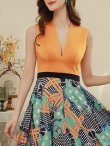 画像5: [送料無料][SETTAN]オレンジ・ピンク・アシメントリー・ポップ系スカーフ柄・Vネック・ノースリーブ・Aライン・ミディアムドレス・ワンピース[即日発送][大きいサイズあり] (5)