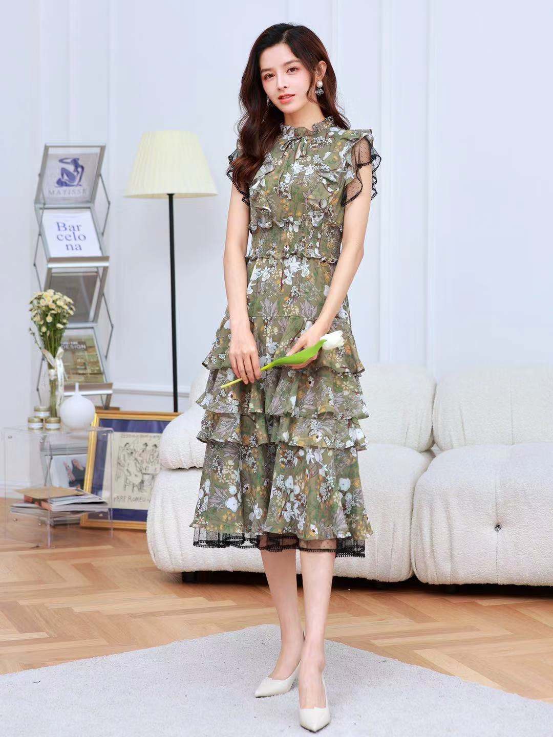 新品本物】 エルケイ settan 花柄ティアードフリルワンピースM 花柄